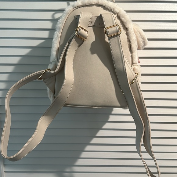 NWT Juicy Couture Winter White Backpack with large front zipper pocket. - Picture 2 of 9